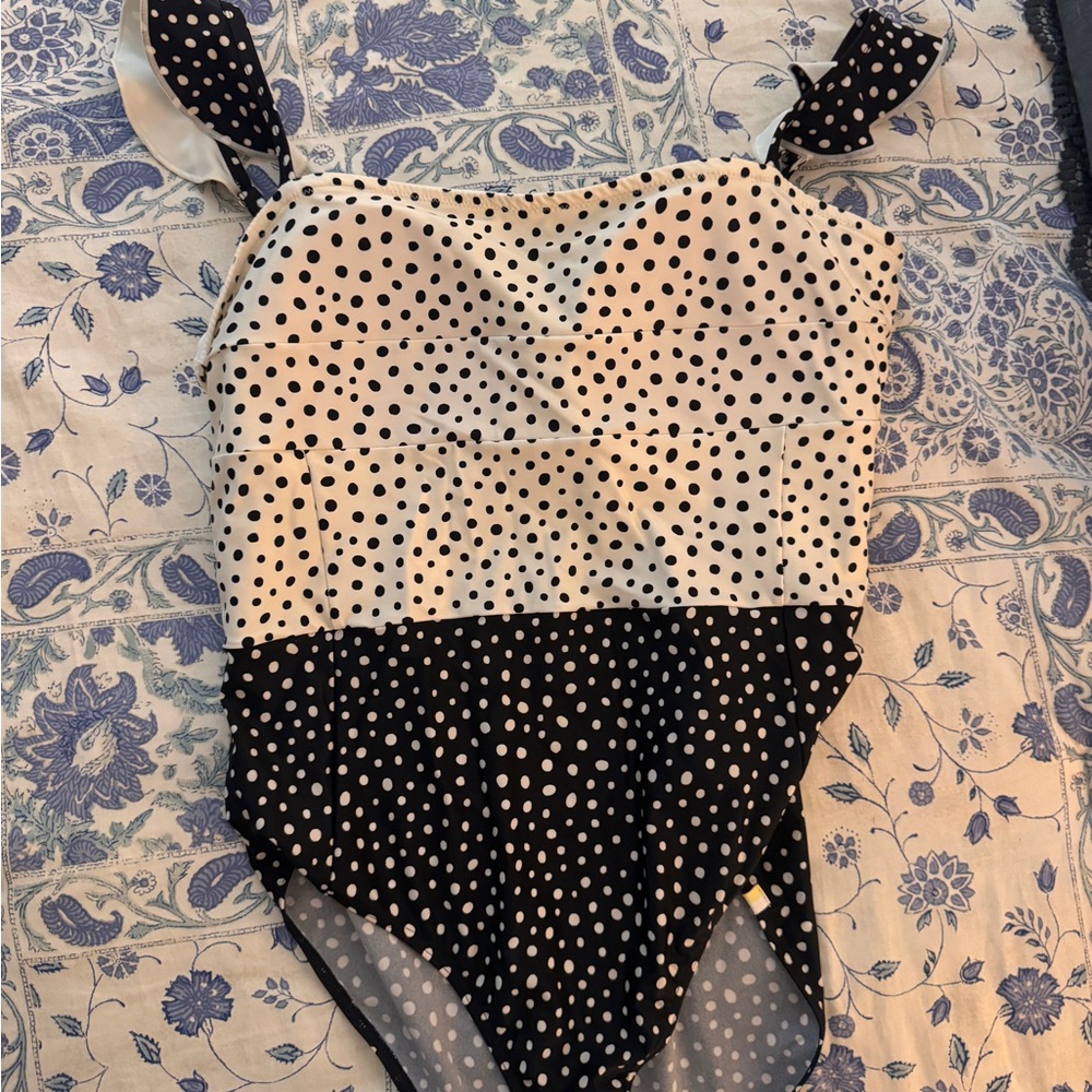 Summersalt Swim The Ruffle Oasis